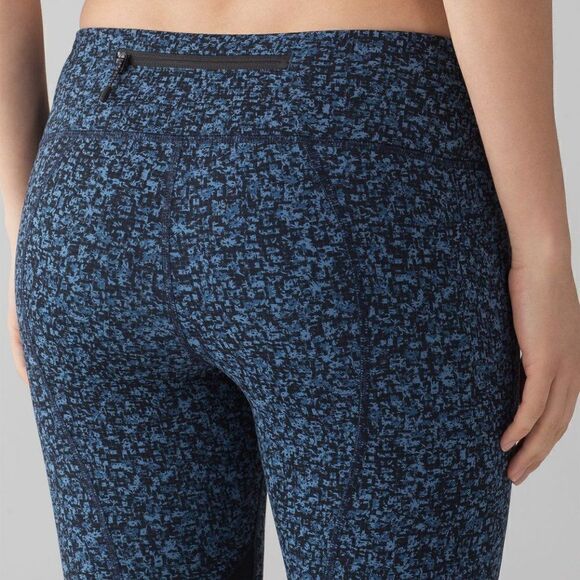 Lululemon Pace Revival Crops Leggings 22" Daisy Dust Illuminight Black / Black - Picture 3 of 10